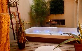 CosyRouen Jacuzzi Parking champagne gratuit